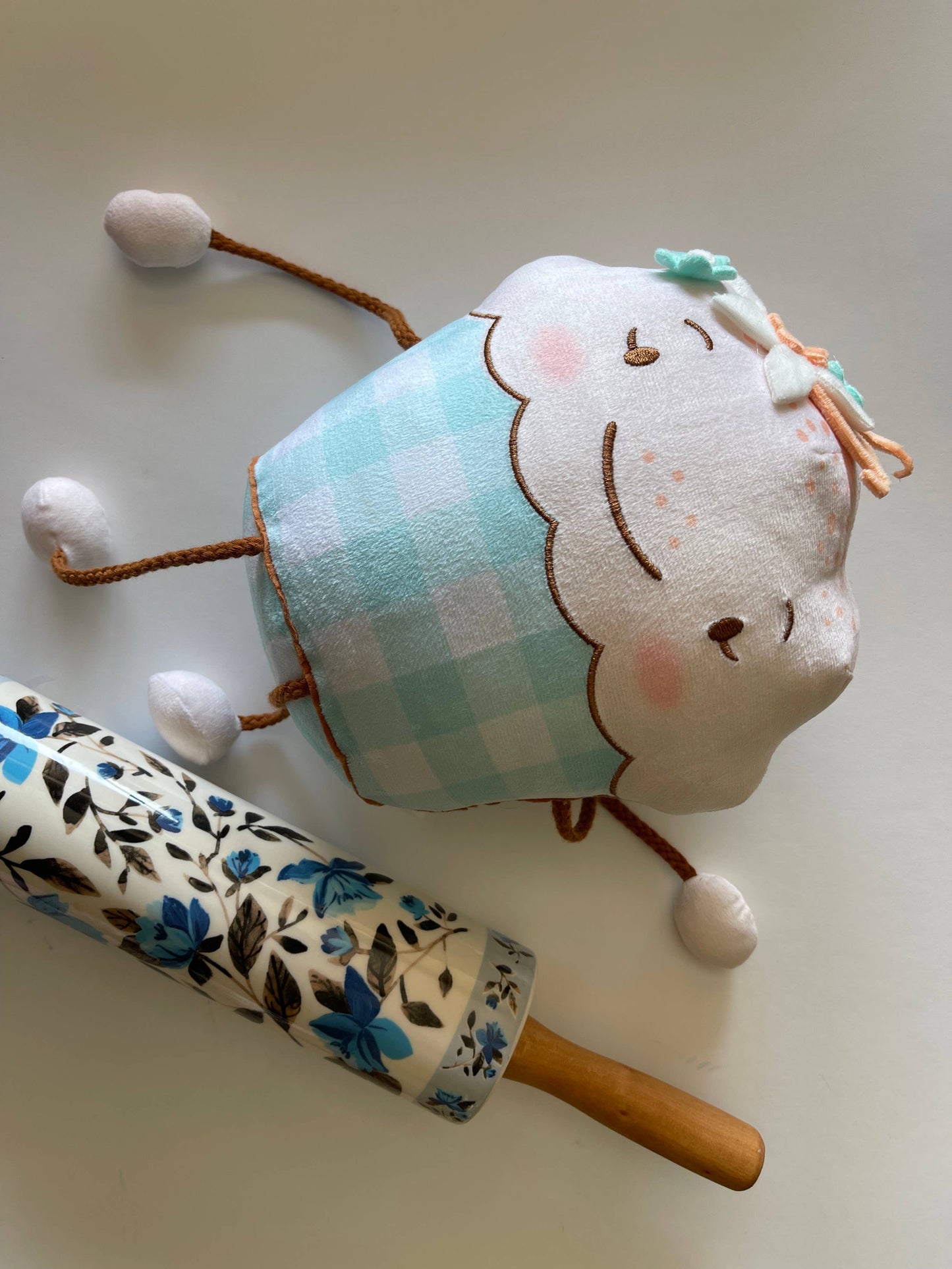 Snuggle Muffins:Lily Vanilly Book + Toy Set