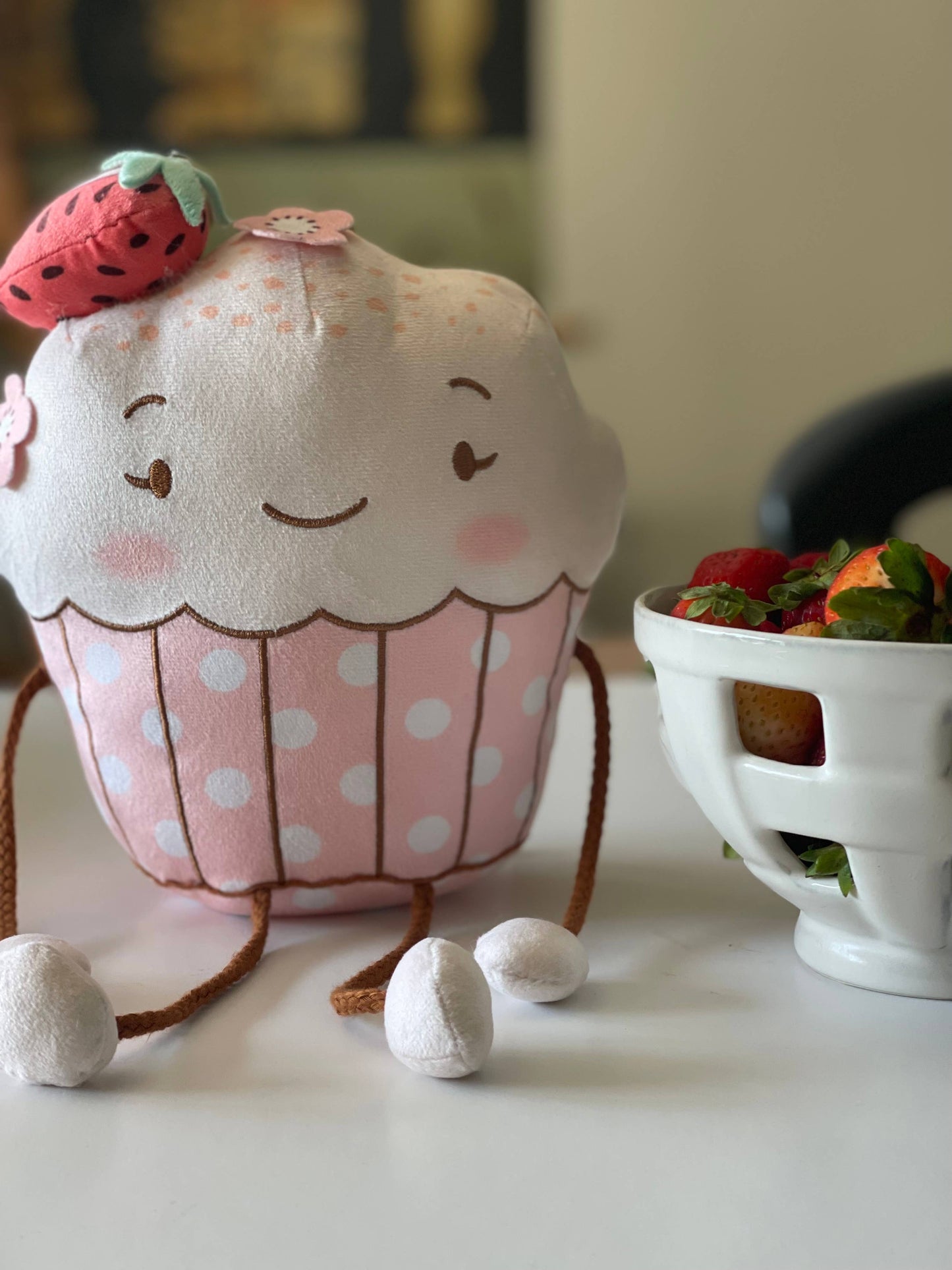 Snuggle Muffins: Stephie Strawberry Book + Toy Set